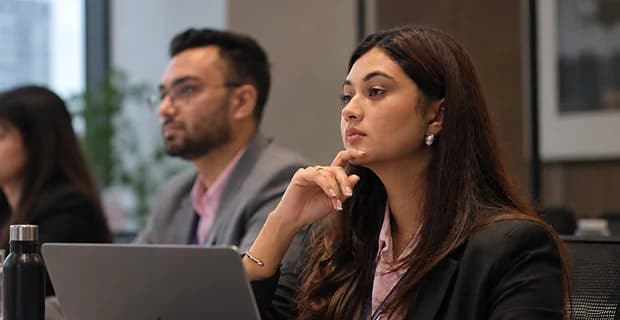 Students attending a PGP in Applied HR class